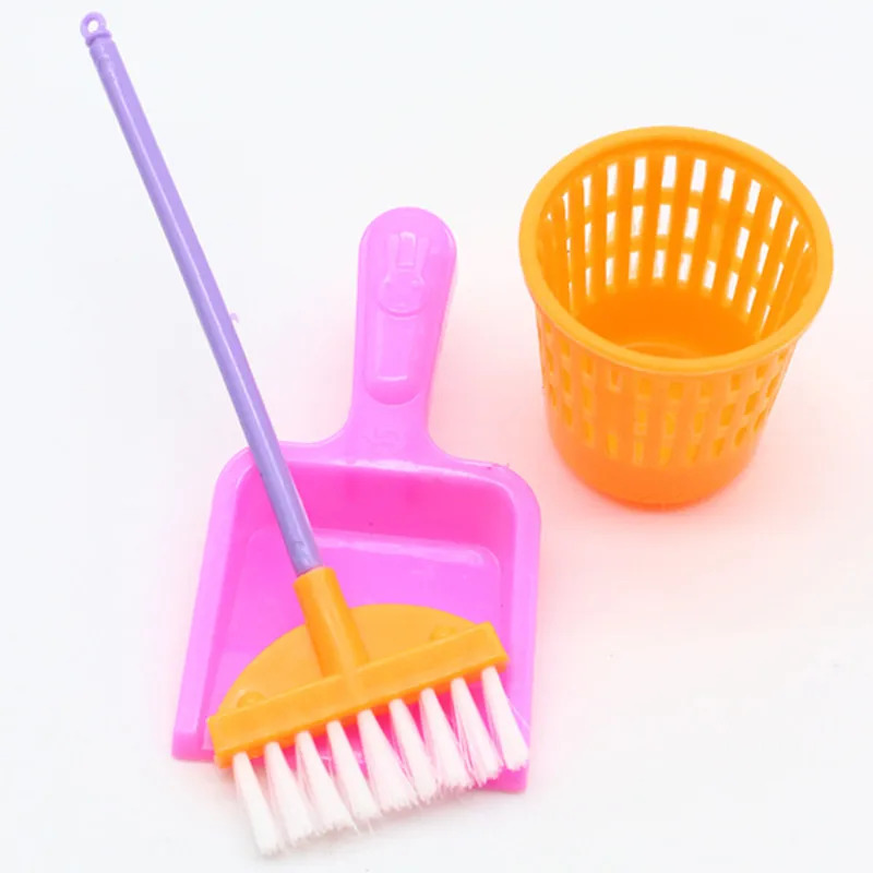 ชุดอุปกรณ์ทำความสะอาดบ้านตุ๊กต - Kids Outdoor Broom บทวิจารณ์และราคา