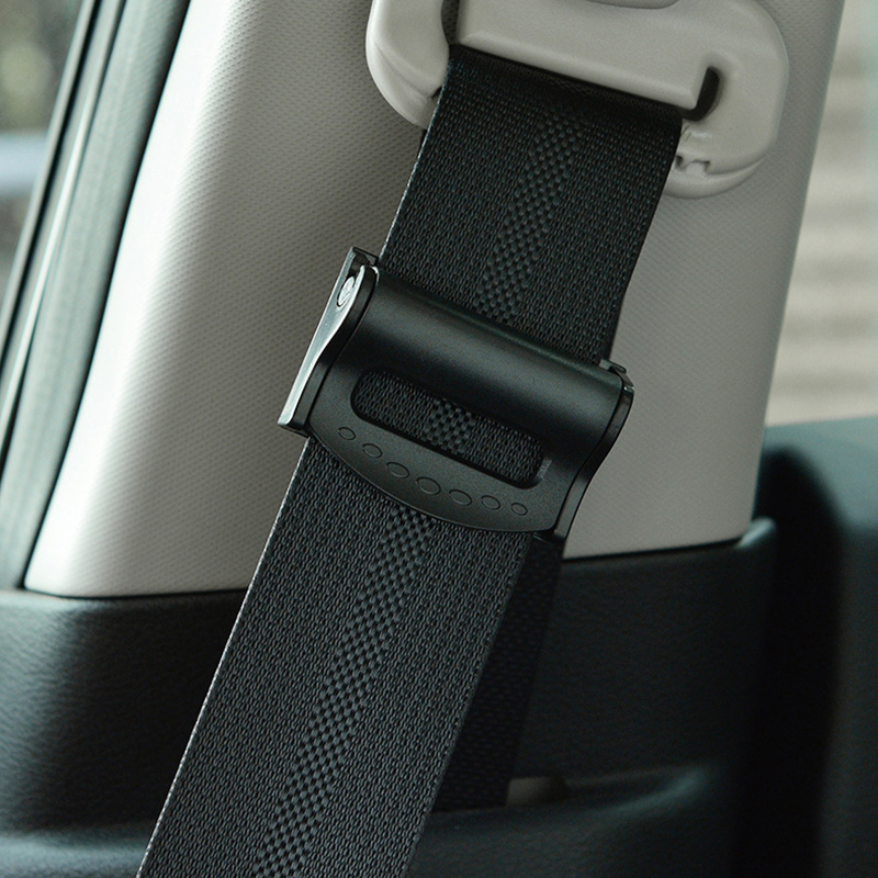 เข็มขัดนิรภัยในรถยนต์ใหม่ล่าสุ - Swing Seat Belt บทวิจารณ์และราคา